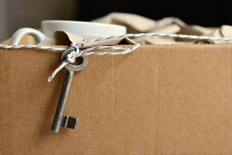 Umzug – wie werden Kartons verschlossen und gekennzeichnet