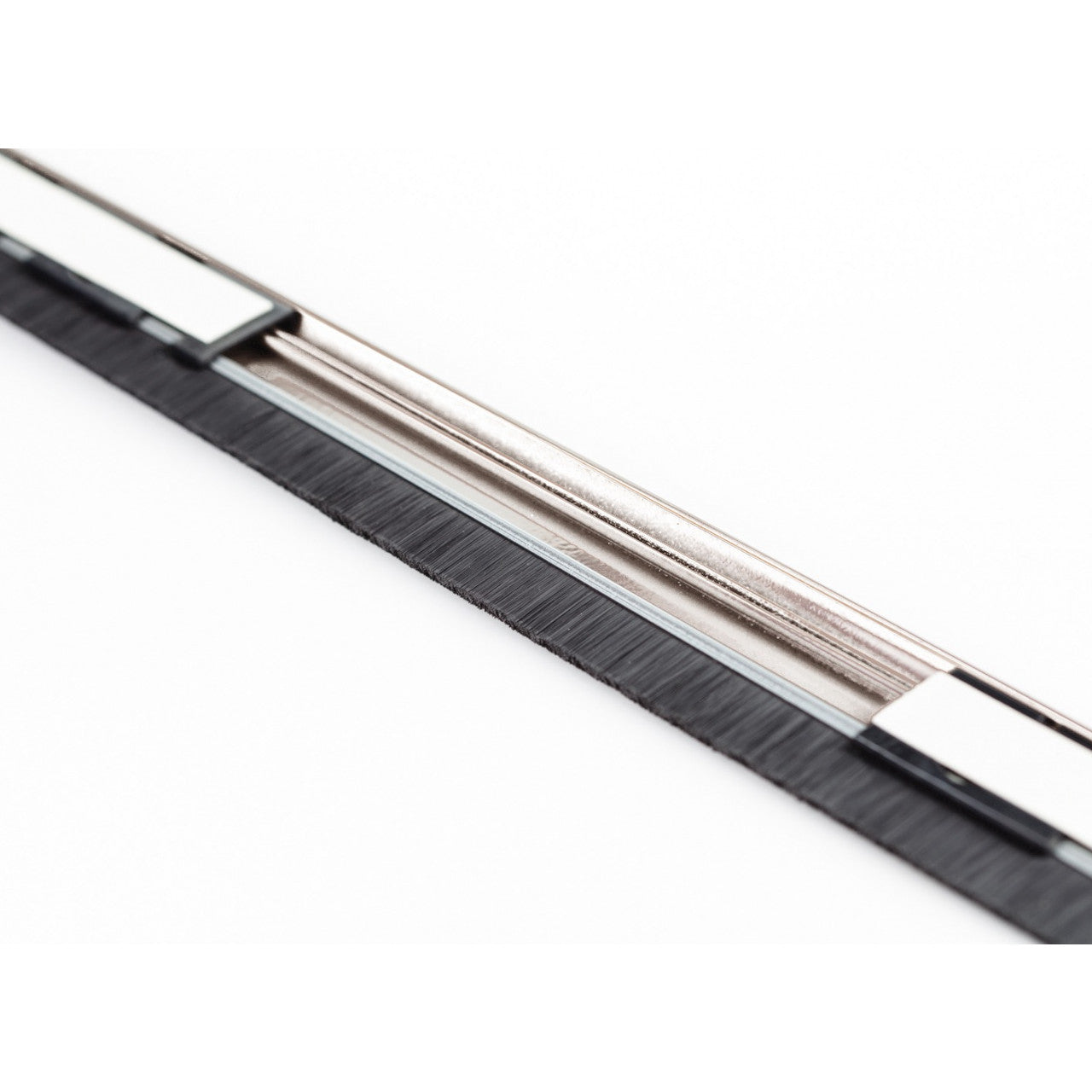 Bürstendichtung flexibel, 93 cm, selbstklebend, Gummi (verschiedene Farben)